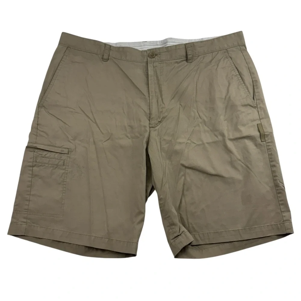 Greg Norman For Tasso Elba FIVE IRON Khaki Chino Shorts Sz 40 Cargo Pocket - Picture 1 of 11